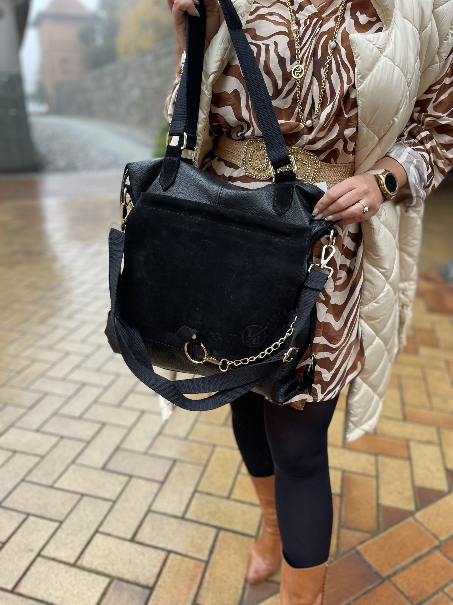 Czarna shopperka Laury Biaggi - obrazek 6