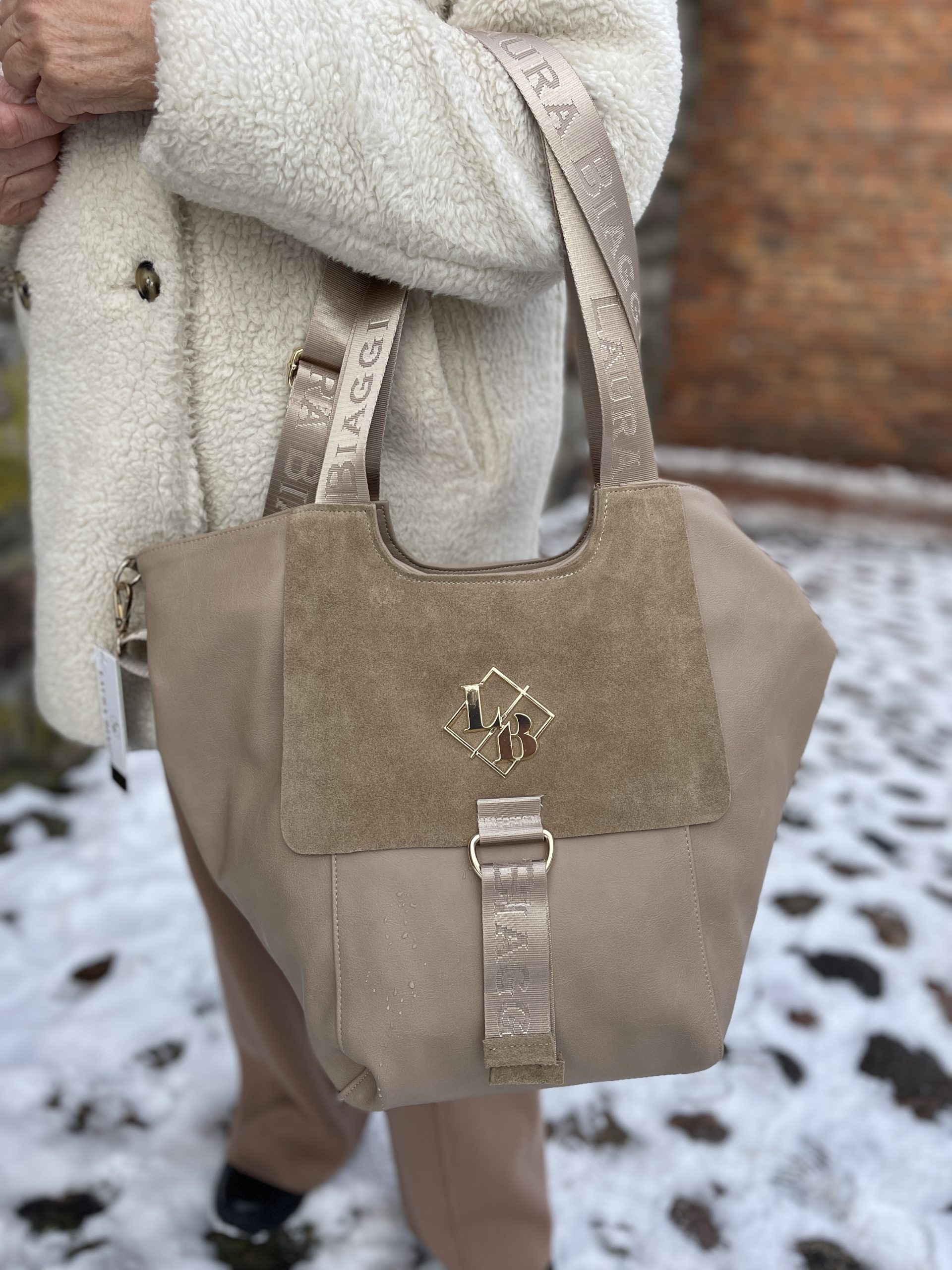 Beżowa shopperka Laury Biaggi